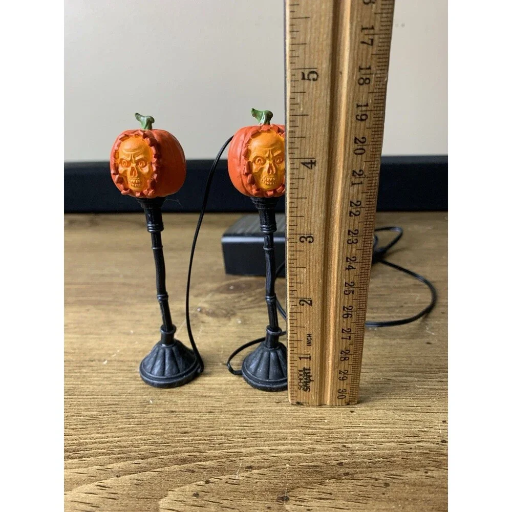 Dept. 56 Halloween Evil Pumpkin Lampposts Set Of 2 Village Accessories 4033847